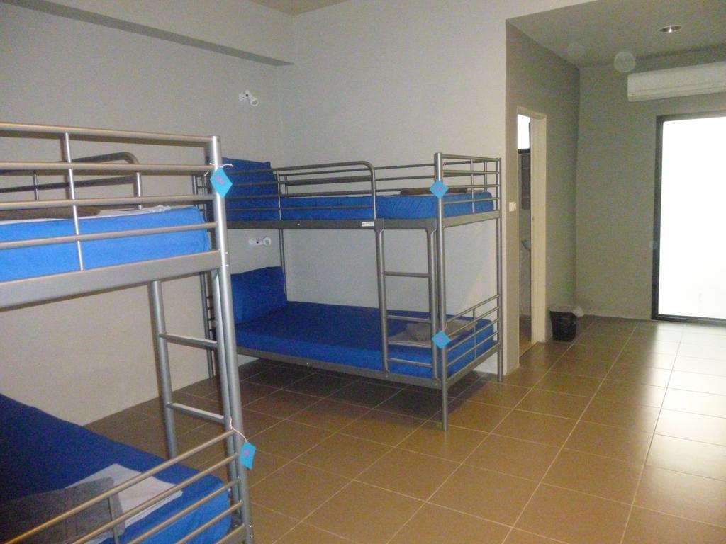 Blue Midnight Hostel Phangang-sziget Szoba fotó